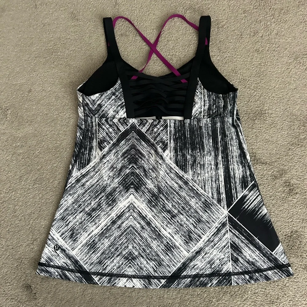 Lululemon Hot To Street Tank Top Heat Wave 10‎
